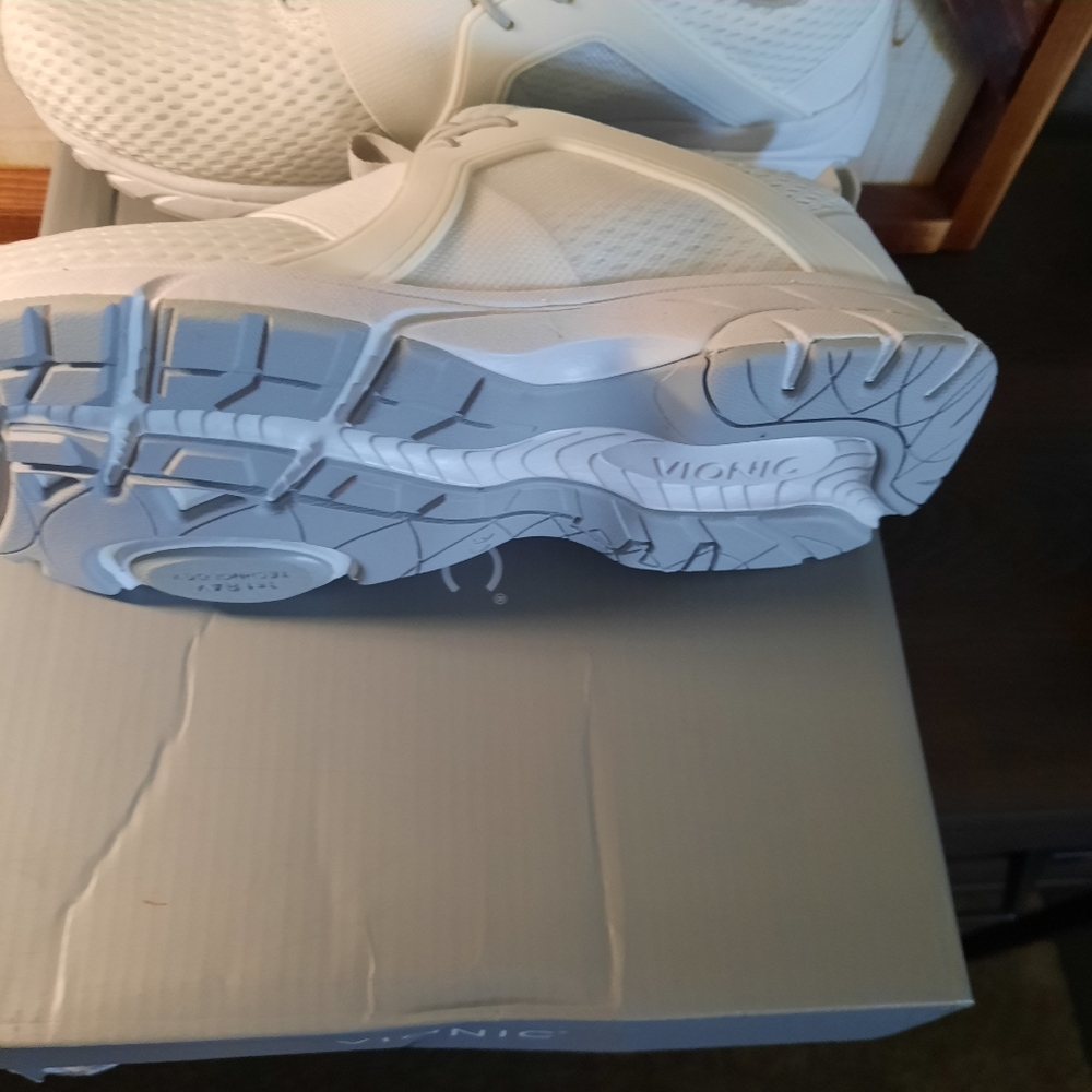 Vionic athletic - Picture 3 of 4